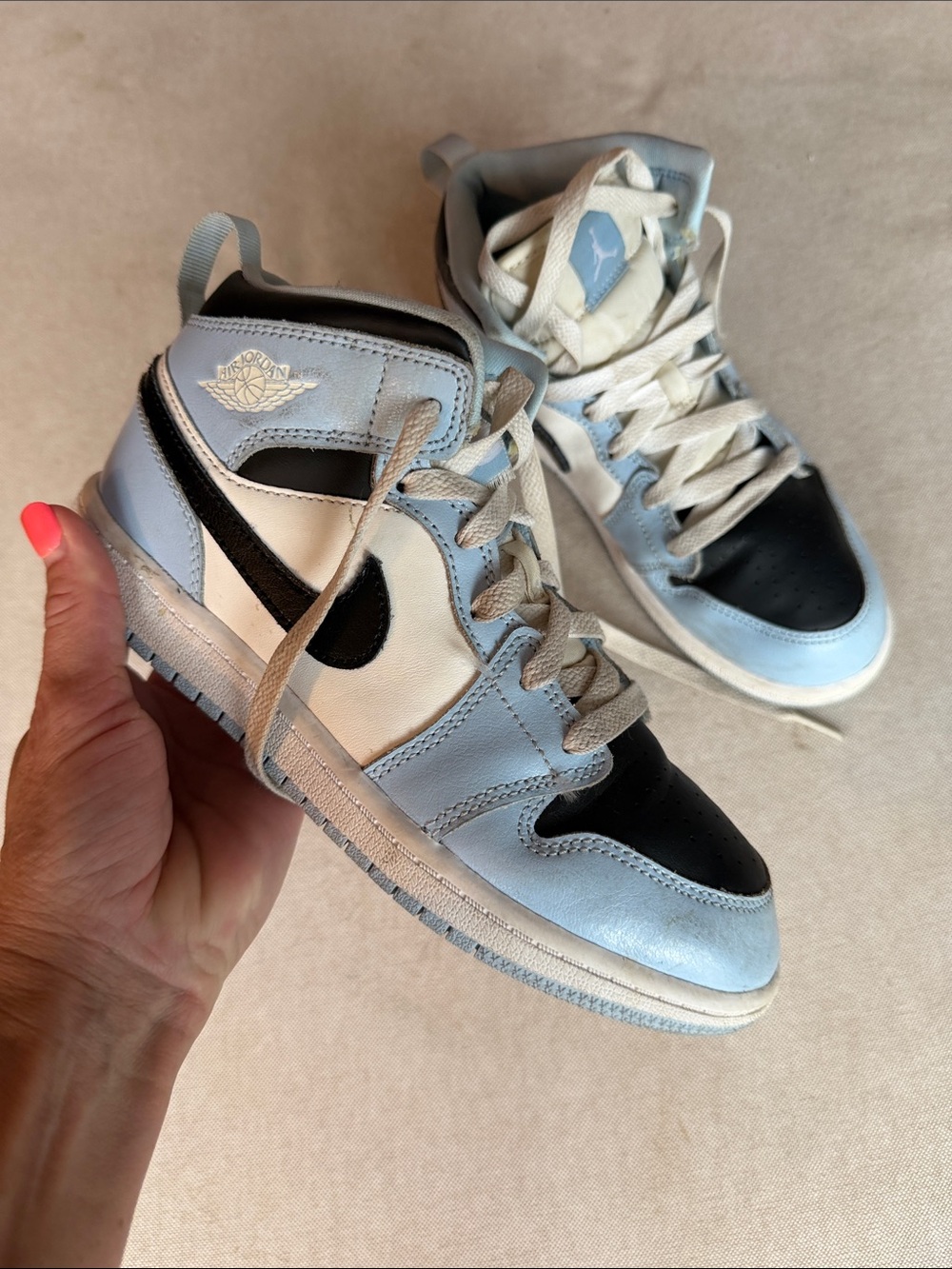 Jordan Kids High-Top Sneakers in Light Blue, Black & White